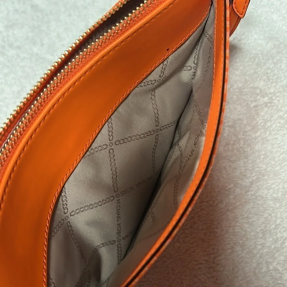 Michael Kors Logo Jet Set Charm Apricot Large Top Zip Wristlet